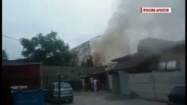 Nunta intrerupta de un incendiu, la Targoviste. Invitatii au fost evacuati pana la stingerea flacarilor