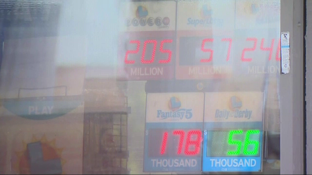 A castigat la Loto 5 milioane de dolari, insa nu poate incasa premiul. Care este motivul