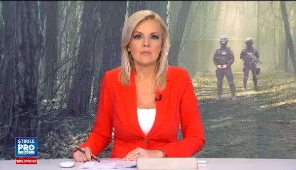 Jandarmi atacati cu drujbe si furci de hotii de lemne, in Arges. Un barbat a ajuns la spital dupa altercatie