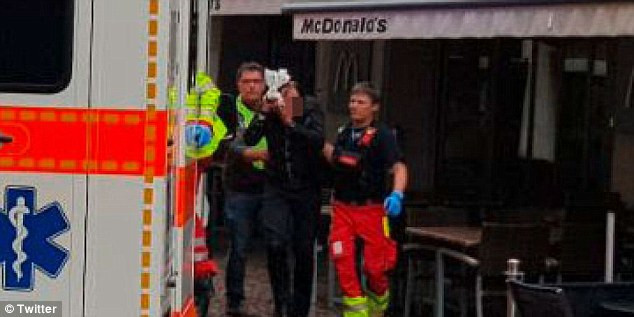 Cinci persoane au fost ranite in nordul Elvetiei de un barbat inarmat cu o drujba. Politia cauta atacatorul