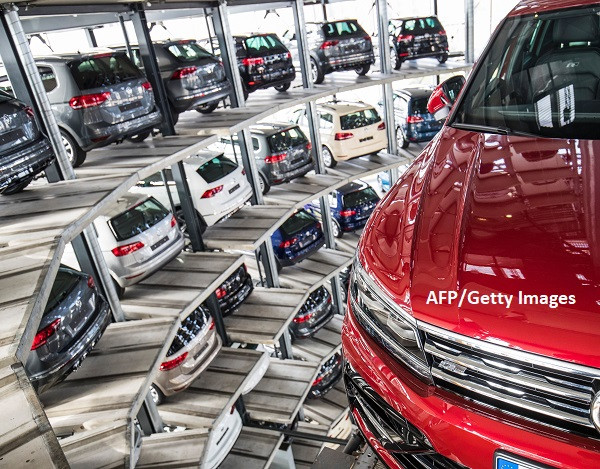 Mitul gigantilor auto germani se prabuseste. UE ii suspecteaza de cea mai mare inselatorie din ultimii 20 de ani