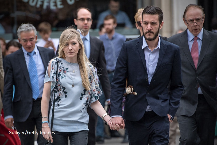 Decizia finala a parintilor bebelusului Charlie Gard. "Nu mai e in interesul lui sa continue tratamentul"