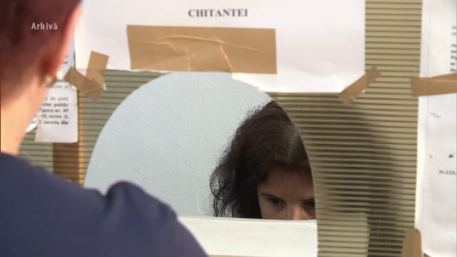 Bugetarii cu două funcţii ar putea primi şi 2 concedii de odihnă. Legea e ca şi adoptată