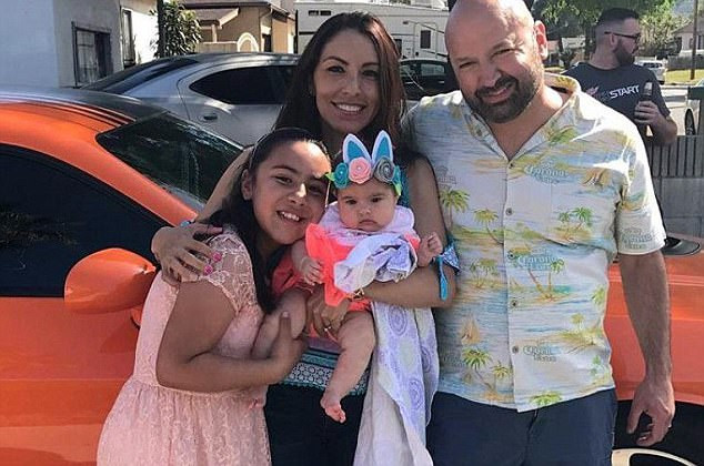 Un barbat a sarit in lac sa isi salveze sotia de la inec, dar a pierit si el. Aveau o fetita de 6 luni impreuna