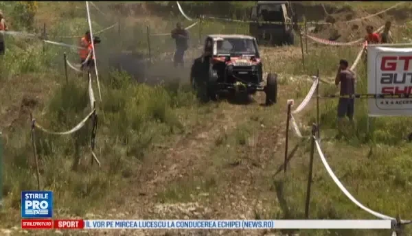 Peste 50 de piloti de offroad care si-au dat intalnire in weekend la Targoviste la Campionatul National de Offroad
