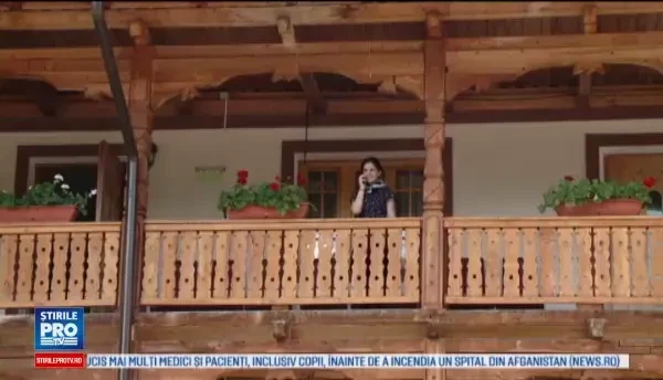 Ce trebuie sa stie parintii care aleg educatea copiilor acasa. Cum a reusit o tanara din Neamt sa fie sefa de promotie