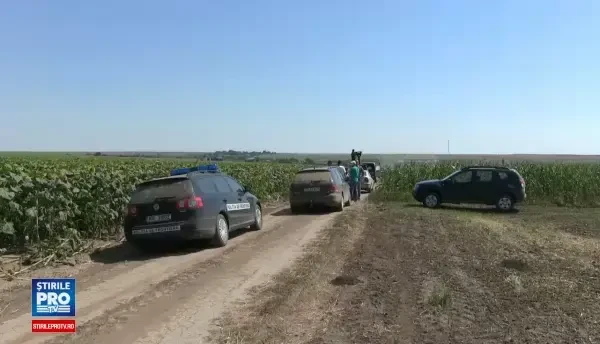 18 sirieni, dintre care patru copii, prinsi de politist in timp ce intrau ilegal in tara. Cat le platisera calauzelor