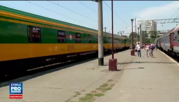 Tren de calatori, blocat mai bine de o ora in judetul Constanta. Locomotiva a lovit o vaca