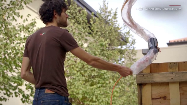 A fost inventat robotul care se mareste de 25.000 de ori. Poate fi folosit in operatiuni de cautare si in scopuri medicale