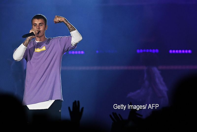 Justin Bieber a lovit cu masina un paparazzo, intr-o parcare. In ce stare se afla barbatul. VIDEO