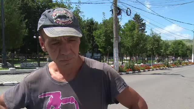 Salarii uriase votate in administratiile locale. Cat castiga un angajat cu program pana la ora 11:00