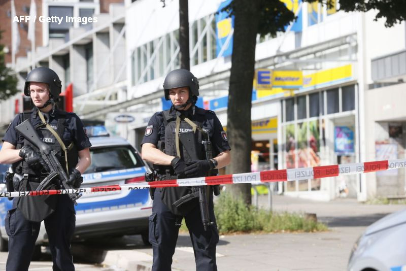 Atac in Hamburg: un mort si mai multi raniti. Agresorul ar fi strigat "Allahu Akbar"
