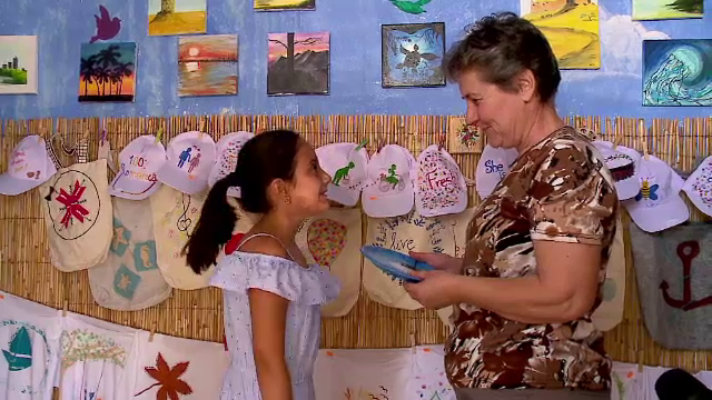 Parintii aleg sa mearga cu bona la mare, pentru a avea grija de copii. Cat costa sa ii plateasca o camera pentru sapte zile