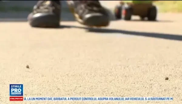 O familie din California strange bani ca sa cumpere un caine insotitor pentru baietelul lor cu nevoi speciale