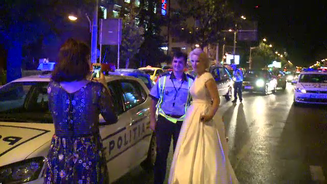 Sambata, politistii din Capitala au dat amenzi in valoare de 23.000 de lei. Ce s-a intamplat cu doua mirese oprite in trafic