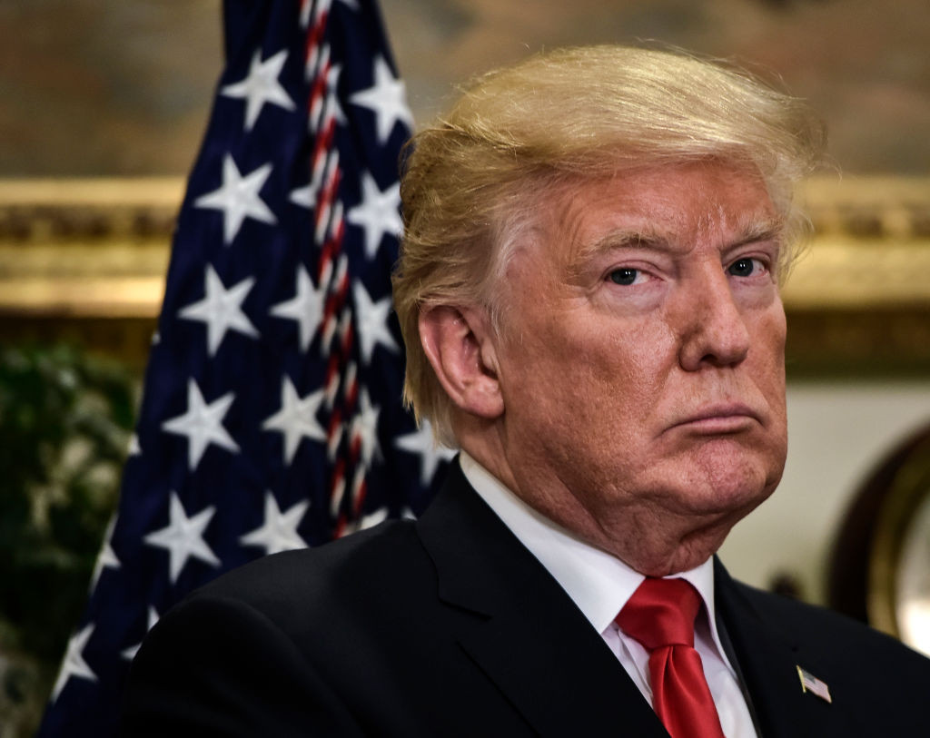 Trump permite Japoniei şi Coreei de Sud să cumpere arme americane ”ultrasofisticate”