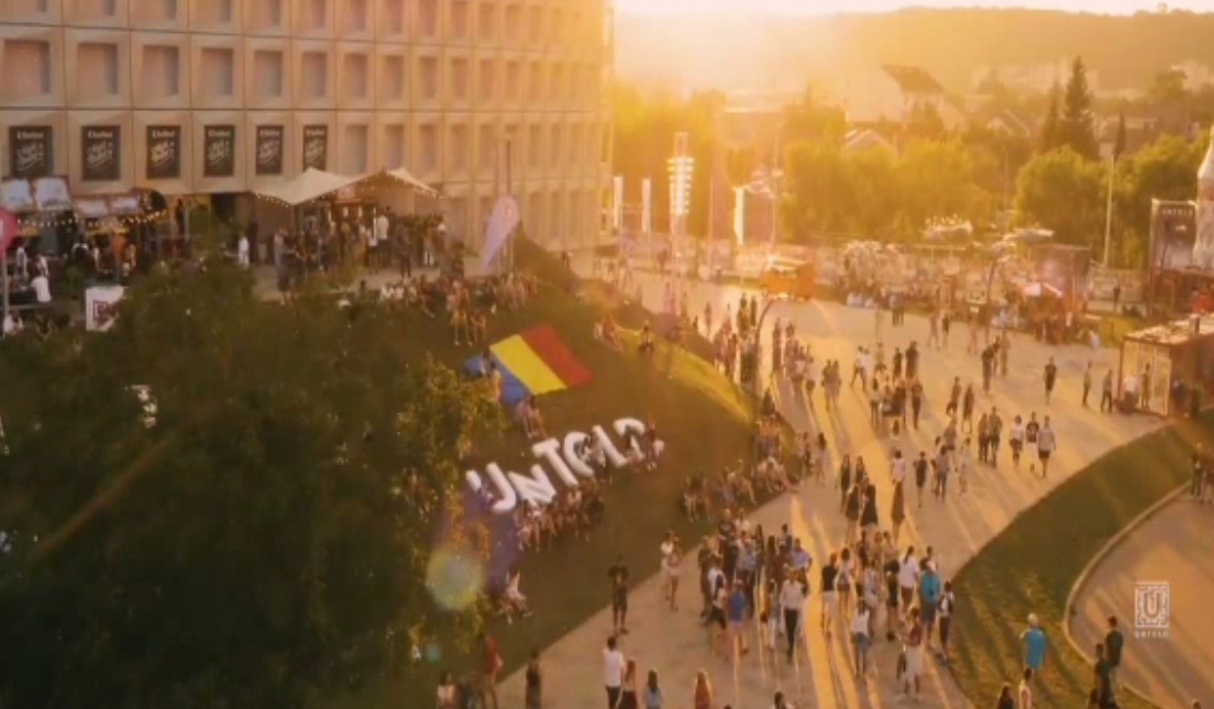 Mai sunt cateva zile pana la Untold, iar preturile au explodat. La ce sume puteti gasi cazare in zona festivalului