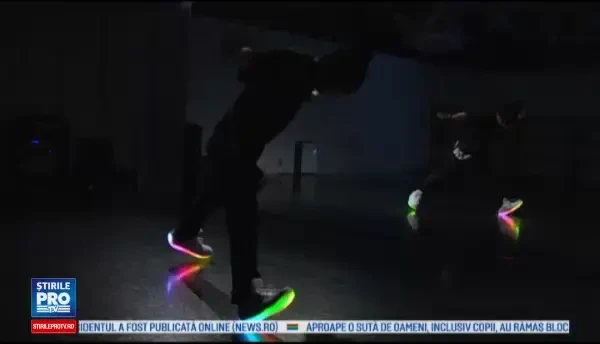 Un cercetator din Japonia a inventat o pereche de pantofi digitali. Ce stiu sa faca si la ce pret ajung