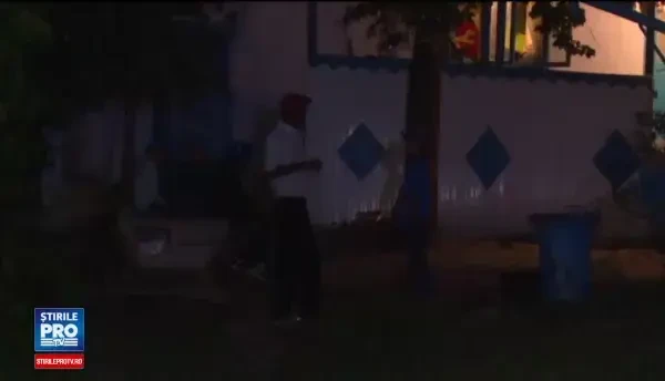 Un barbat din Vaslui este suspectat ca si-a ucis sotia, mama a patru copii. Vecin: O fugarea dupa bautura, tigari