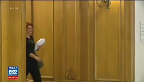 Indemnizatia pentru cresterea copilului, plafonata la 1.800 de euro. E o jignire adusa parintilor din Romania