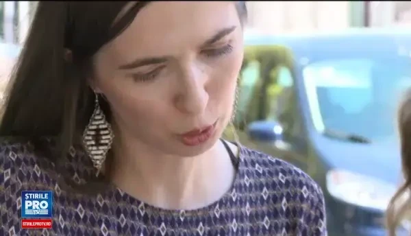 Schimbari importante pentru elevii de clasa a V-a. Ce va lipsi din manualele de Lb. Romana: Si-asa se promoveaza tocitul