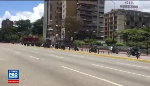 Proteste violente si asasinate in Venezuela, in ziua alegerilor. Nicolas Maduro: E cel mai mare vot pentru revolutie