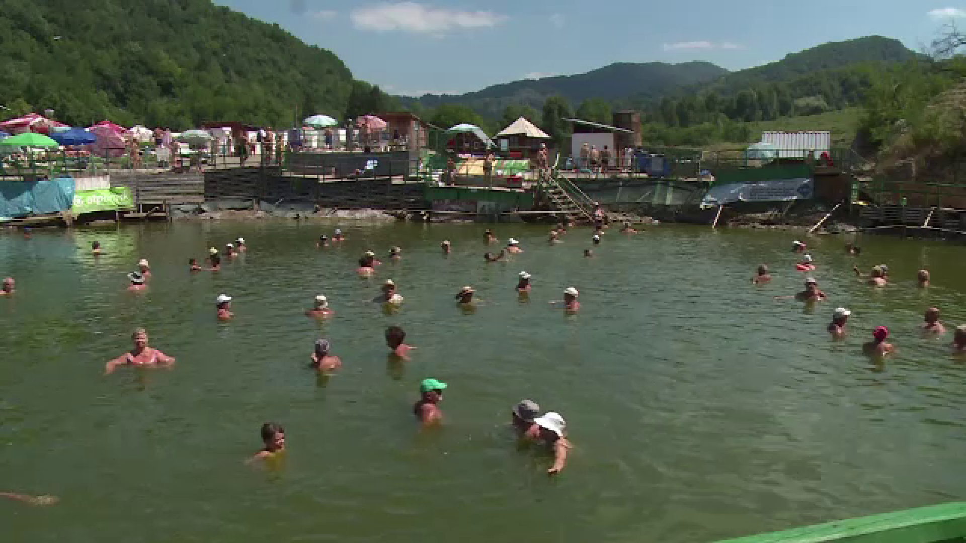 Baile Telega, unde mii de romani se trateaza anual de reumatism, inchise de OPC. Dezastrul descoperit de inspectori