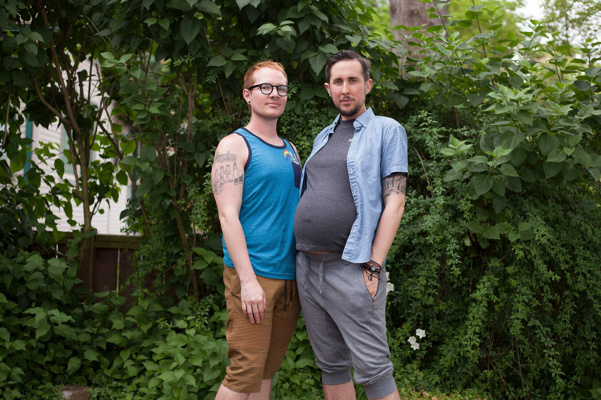 Primele imagini cu bebelușul cuplului LGBT