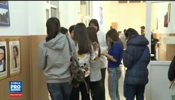 Ministrul Educației vrea BAC si Evaluare Națională digitalizate. Profesorii vor corecta de acasa lucrările