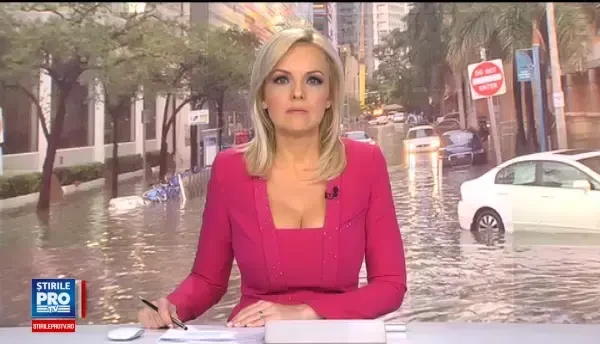 Cu caiacul pe străzile din Miami. A fost furtună tropicală