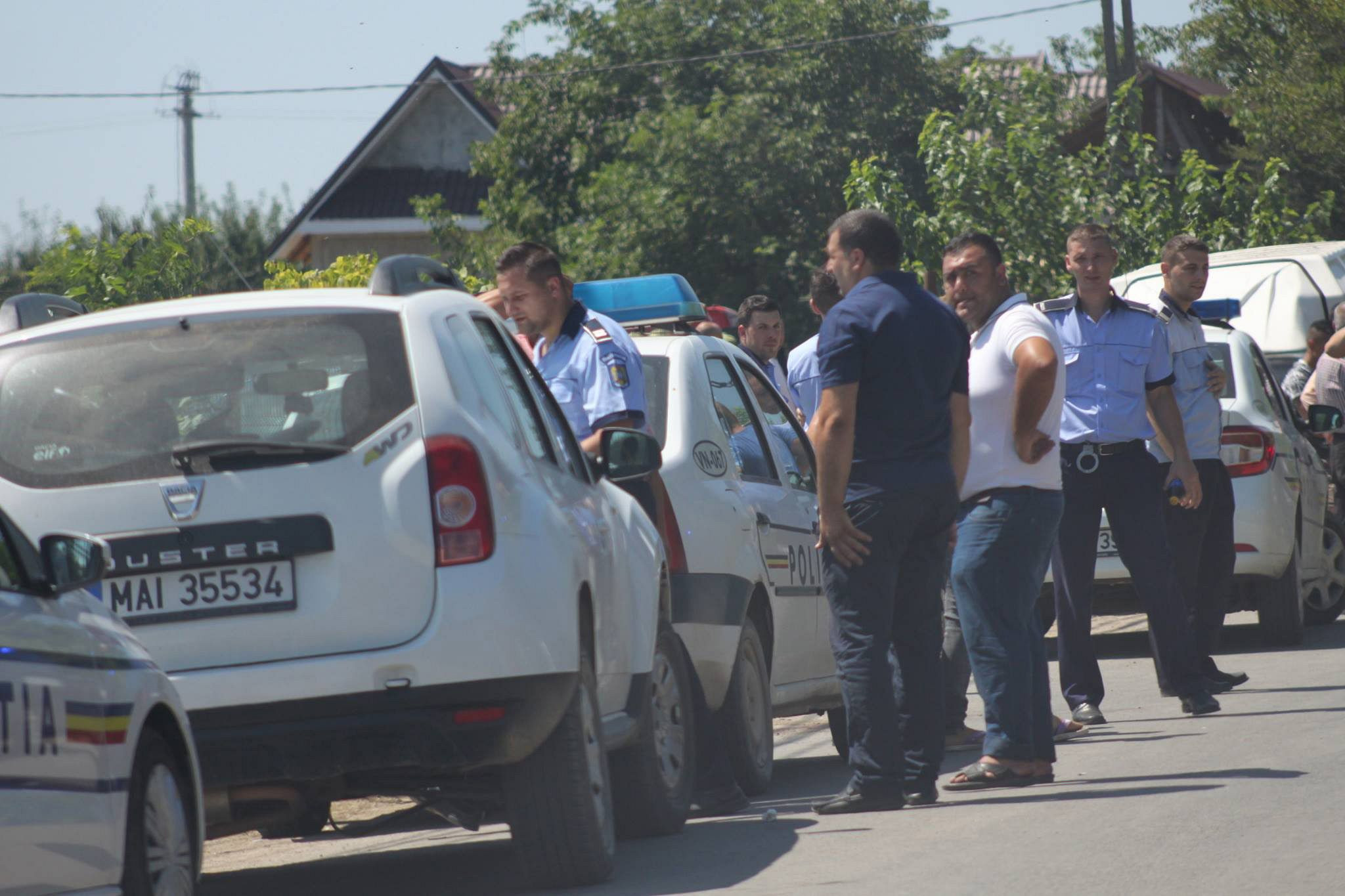 Femeie înjunghiată mortal de concubin, care i-a rănit și mama. Agresorul a fost prins