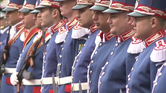 Pensiile militare, modificate. Cum sunt recompensaţi în ţări din NATO militarii pensionari