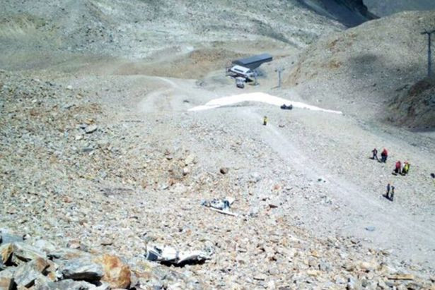 Trei persoane au murit în urma prăbuşirii unui avion de mici dimensiuni în Elveţia