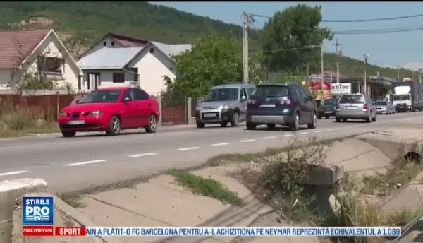 Cinci răniți în Bistrița-Năsăud, după ce un șofer nu s-a asigurat