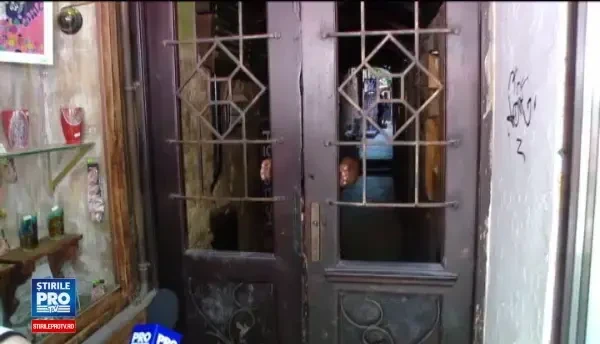 Braşovul autentic se ascunde după ganguri. Cum au fost amenajate vechile dughene de antreprenorii tineri