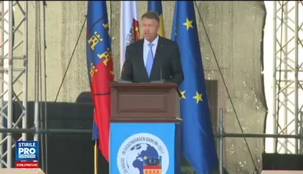 Iohannis, către saşi: Povestiţi-le copiilor şi nepoţilor, în graiul vostru tradiţional, despre Sibiu. Sunteţi acasă