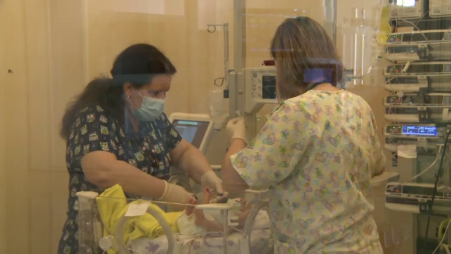 600 de copii cu malformaţii mor anual pentru că nu au unde să fie operaţi