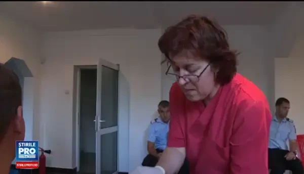 Criză de sânge în spitale. 90 de pompieri au donat la Ploiești