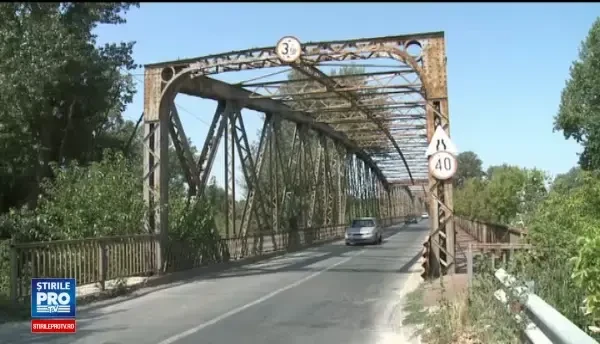 32 de maşini de gunoi zac nefolosite în Dolj, de 5 ani