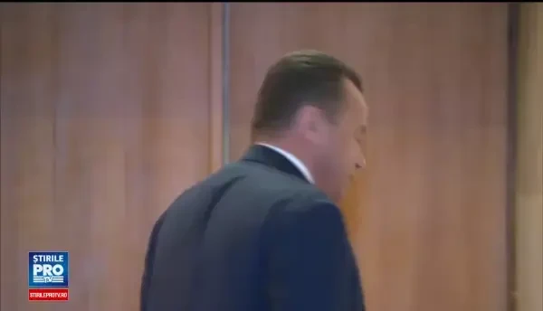 Ministrul Educației: Începând de astăzi, auxiliarele nu mai sunt valabile