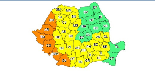 Valul de căldură se va extinde în toată ţara. 6 judeţe sunt sub cod portocaliu de caniculă, alte 13 se află sub cod galben
