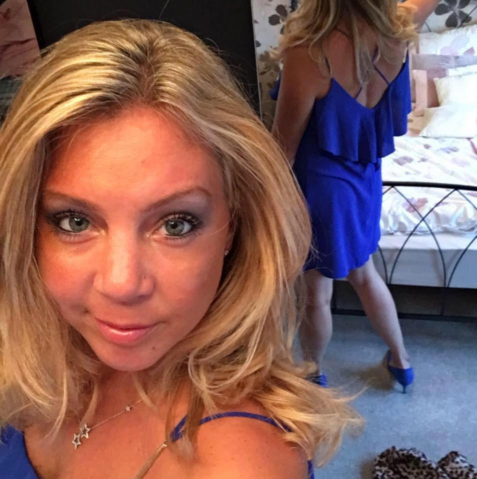 O profesoară s-a lăudat că s-a culcat în propria mașină cu o elevă. Ce a urmat