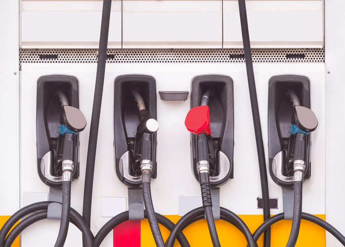 Se caută soluții pentru ieftinirea benzinei și motorinei. Prețurile din România, printre cele mai mari din UE