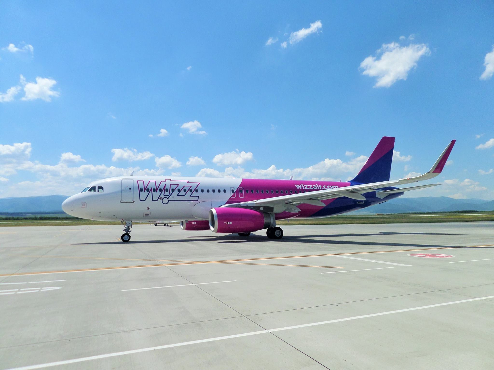 Două zile de reduceri la Wizz Air. Prețurile scad cu 30% pe toate zborurile