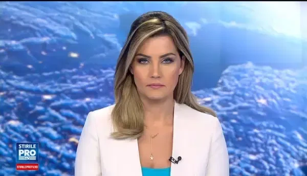 Avion întors la sol, după ce stewardeselor li s-a făcut rău în timpul cursei