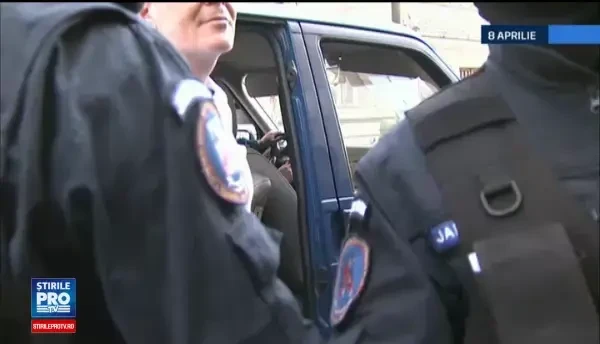 Încă un personaj cu probleme penale dispare miraculos, deşi era supravegheat de poliție