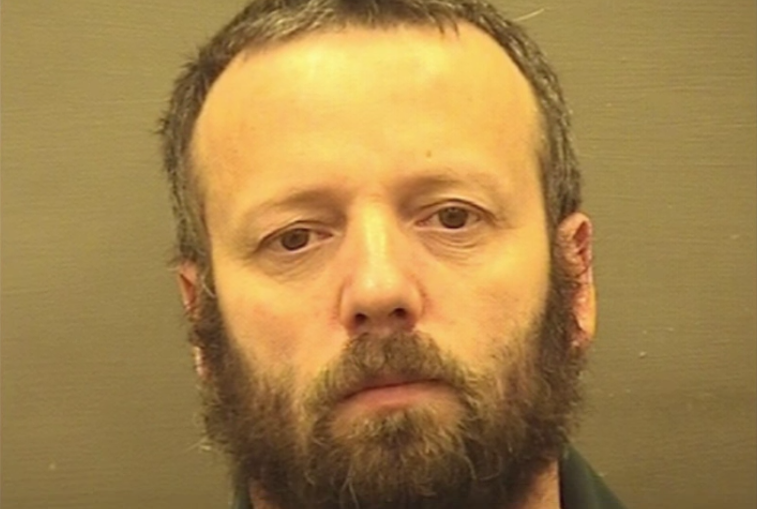 Hacker-ul român Guccifer, interviu din închisoare pentru Fox News. Ce le-a transmis americanilor