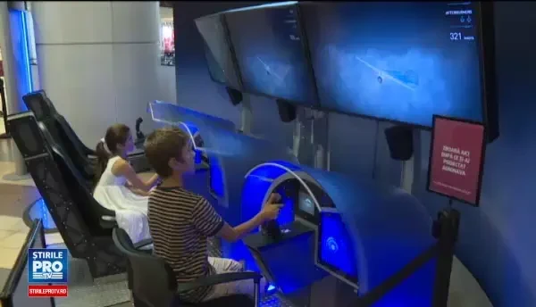 La expoziția aeronautică Above and Beyond din Capitală puteti testa simulatoarele de zbor