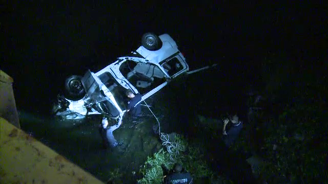 Trei morți și 6 răniți după ce un microbuz a ajuns în Dâmbovița. ANIMAȚIE GRAFICĂ