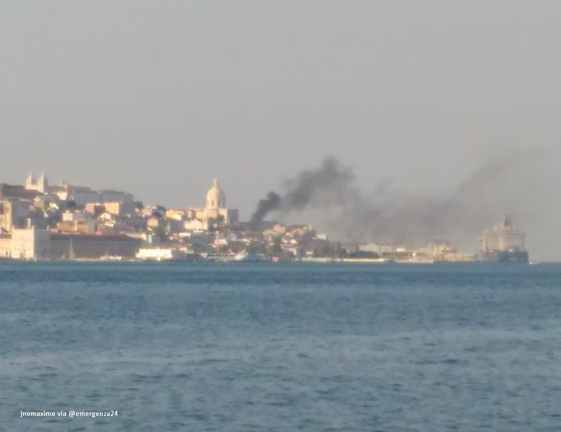 Explozie cu cinci răniţi, într-o zonă turistică din Lisabona